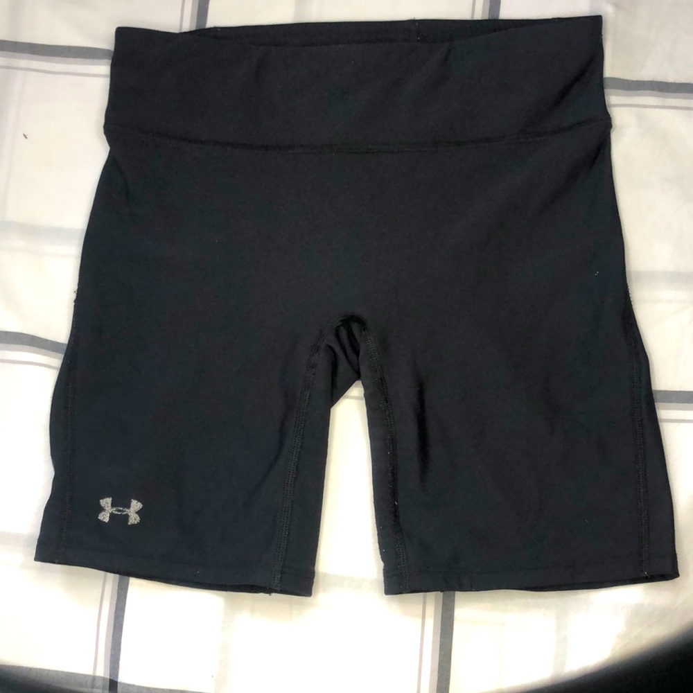 Black under armor bike shorts